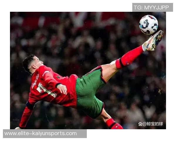 小孩心中的足球梦想与偶像崇拜C罗球衣的故事